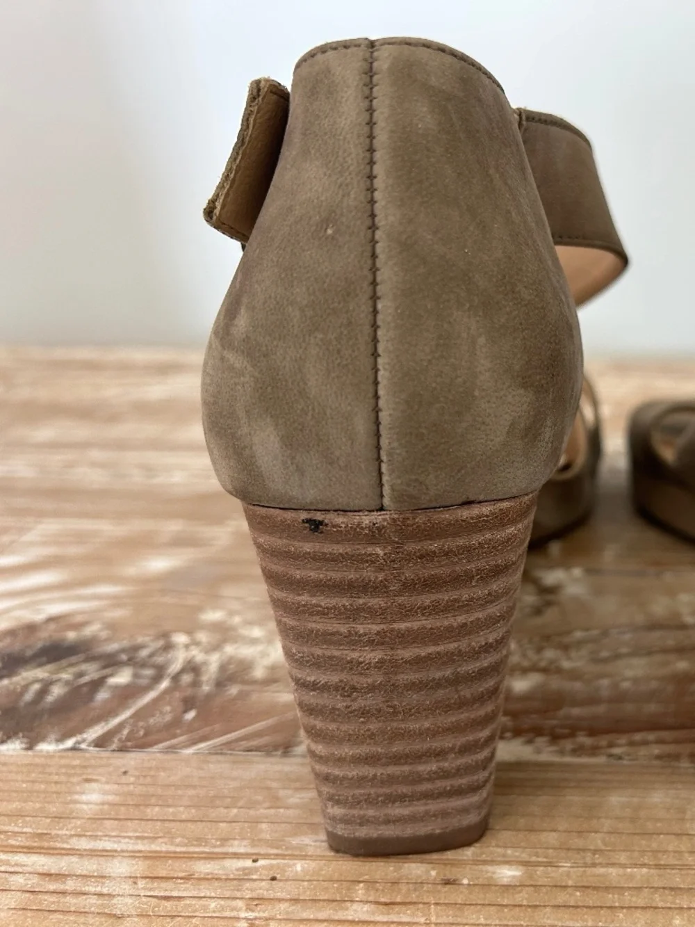 Paul Green Ankle Strap Platform Sandal with Block Heel in Tan Suede Sz 9